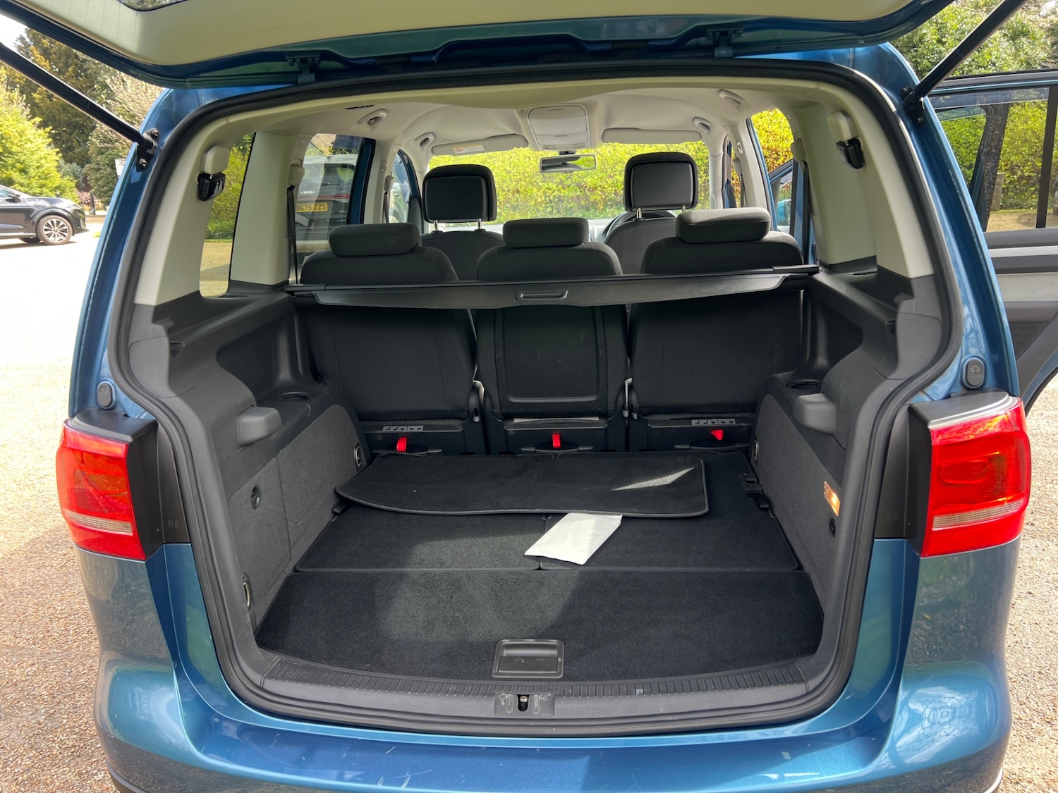 Used Volkswagen Touran 2026 for sale - 78132696: Photo 25