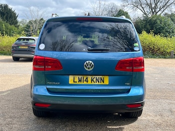 Used Volkswagen Touran 2014 for sale - 78132696: Photo