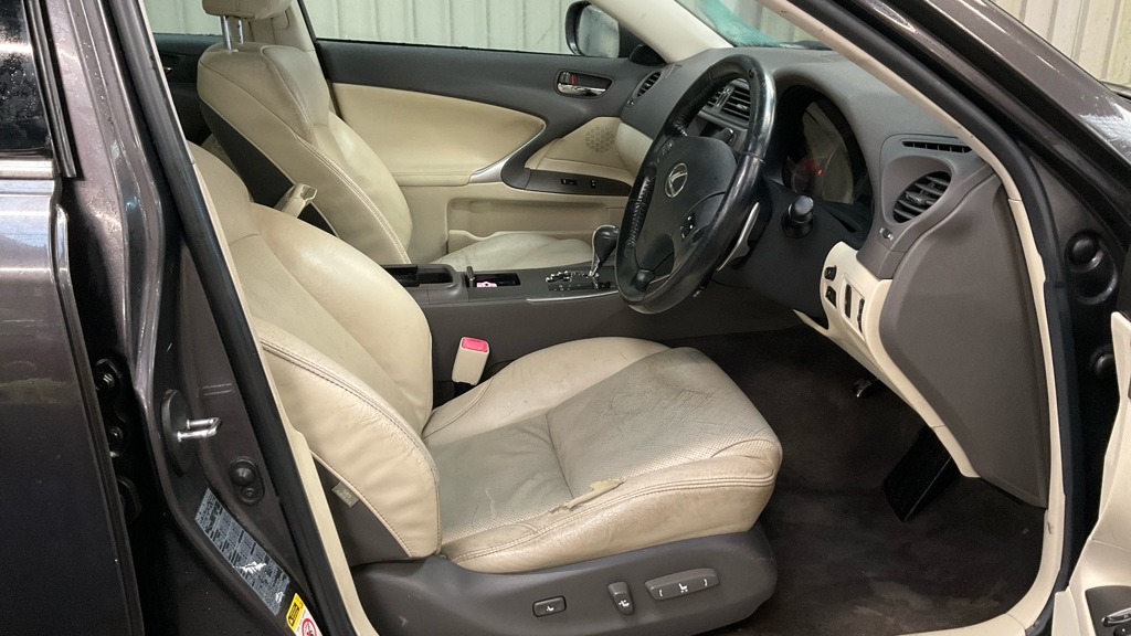 Used Lexus IS 2009 for sale - 78070701: Photo 4