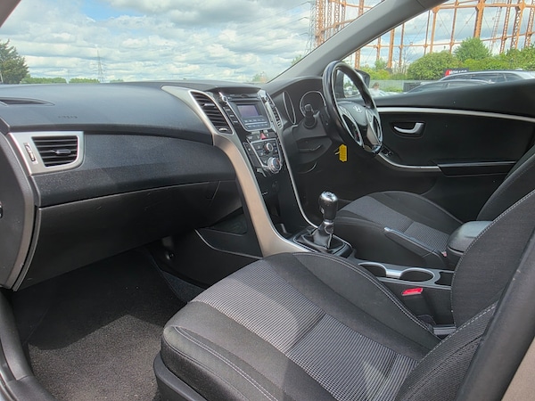 Used Hyundai i30 2013 for sale - 74937982: Photo 43