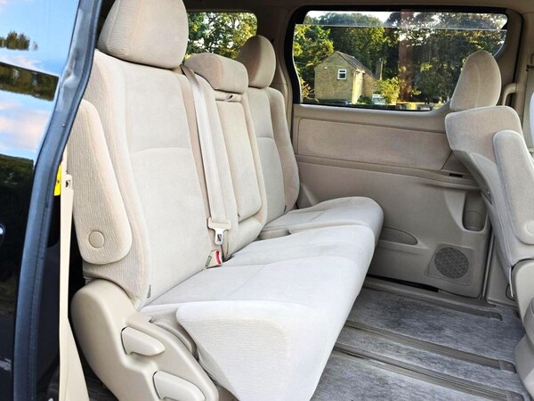 Used Toyota Alphard 2011 for sale - 71877512: Photo 24