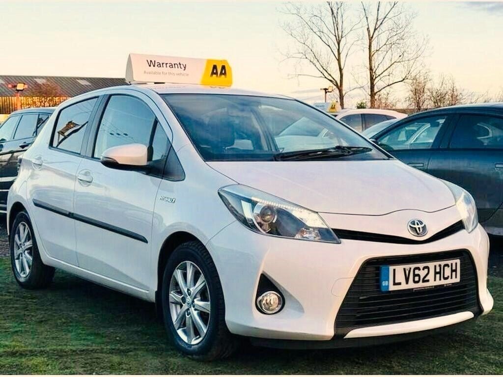 Used Toyota Yaris 2012 for sale - 77162719: Photo 11