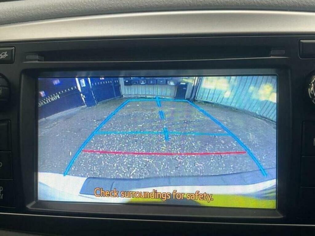 Used Toyota Yaris 2012 for sale - 77162719: Photo 15