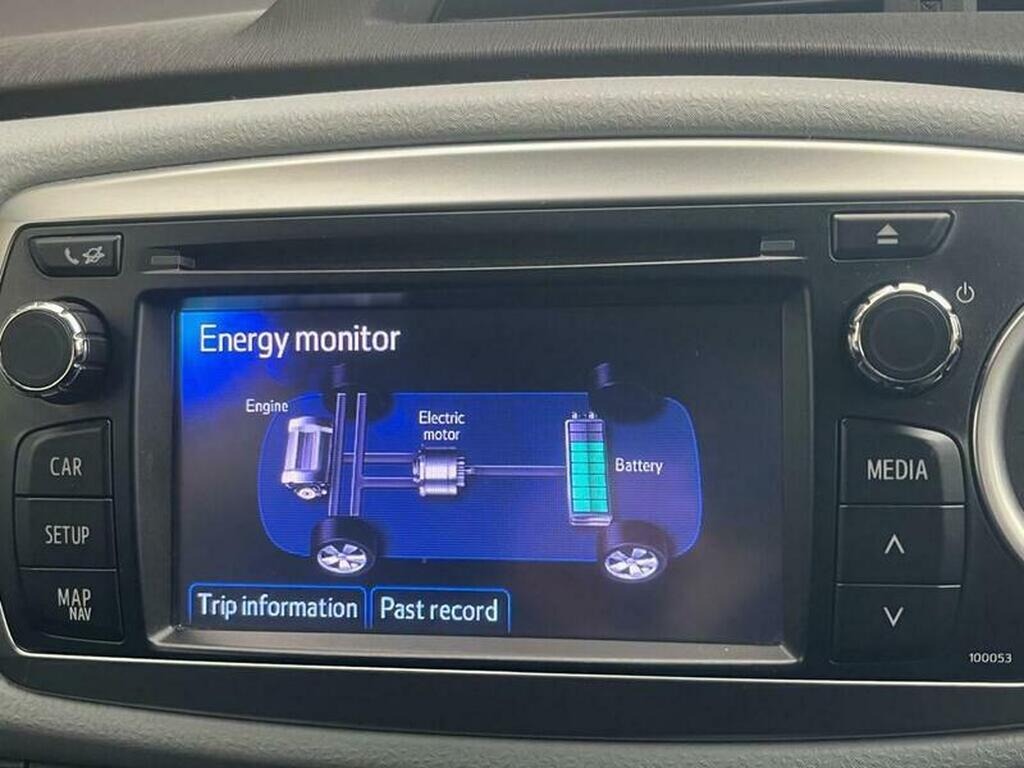 Used Toyota Yaris 2012 for sale - 77162719: Photo 16