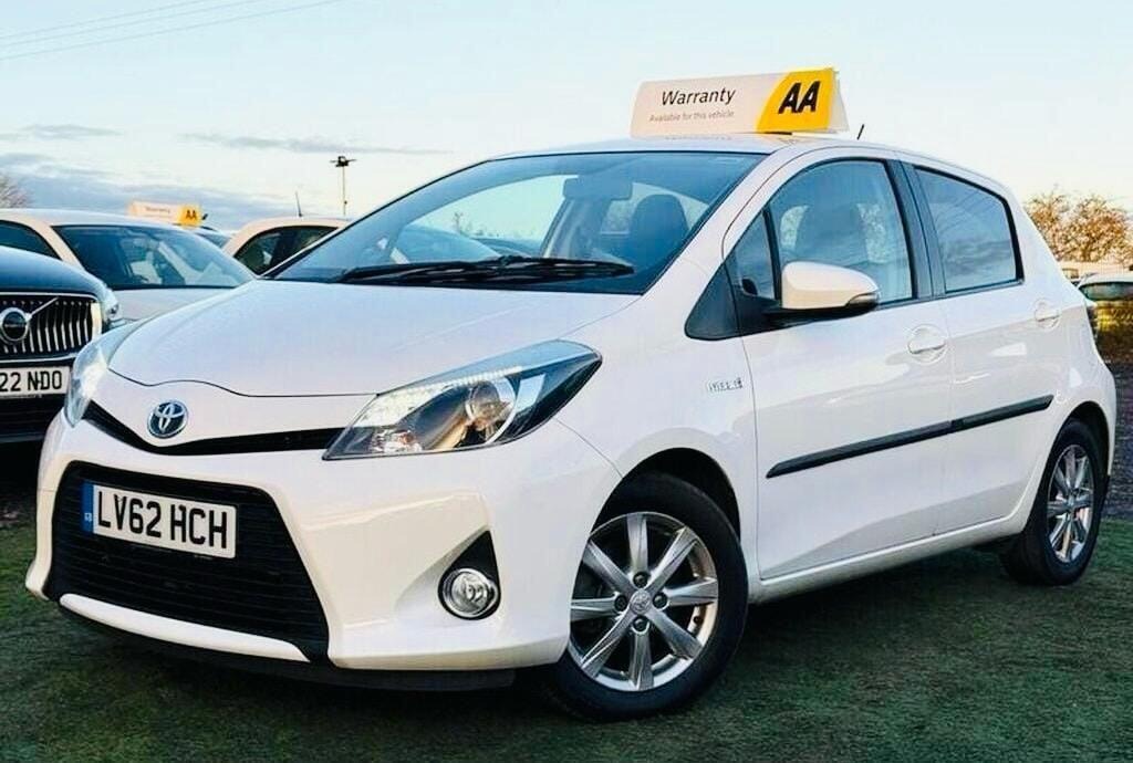 Used Toyota Yaris 2012 for sale - 77162719: Photo 24