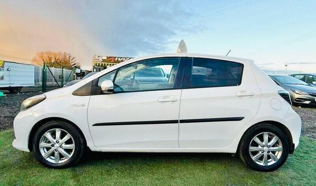 Used Toyota Yaris 2012 for sale - 77162719: Photo 28