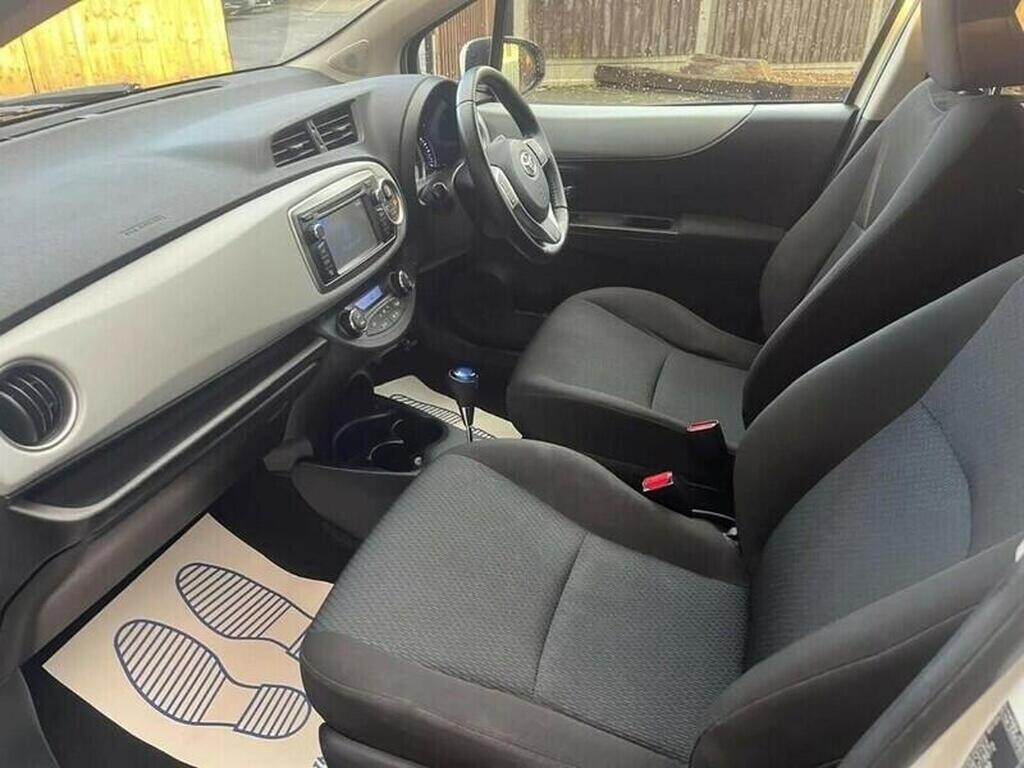 Used Toyota Yaris 2012 for sale - 77162719: Photo 34