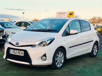 Used Toyota Yaris 2012 for sale - 77162719: Photo