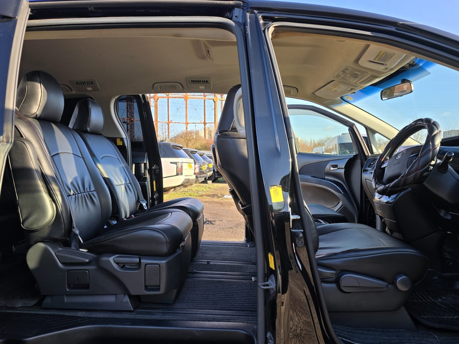 Used Toyota Estima 2024 for sale - 77277710: Photo 26