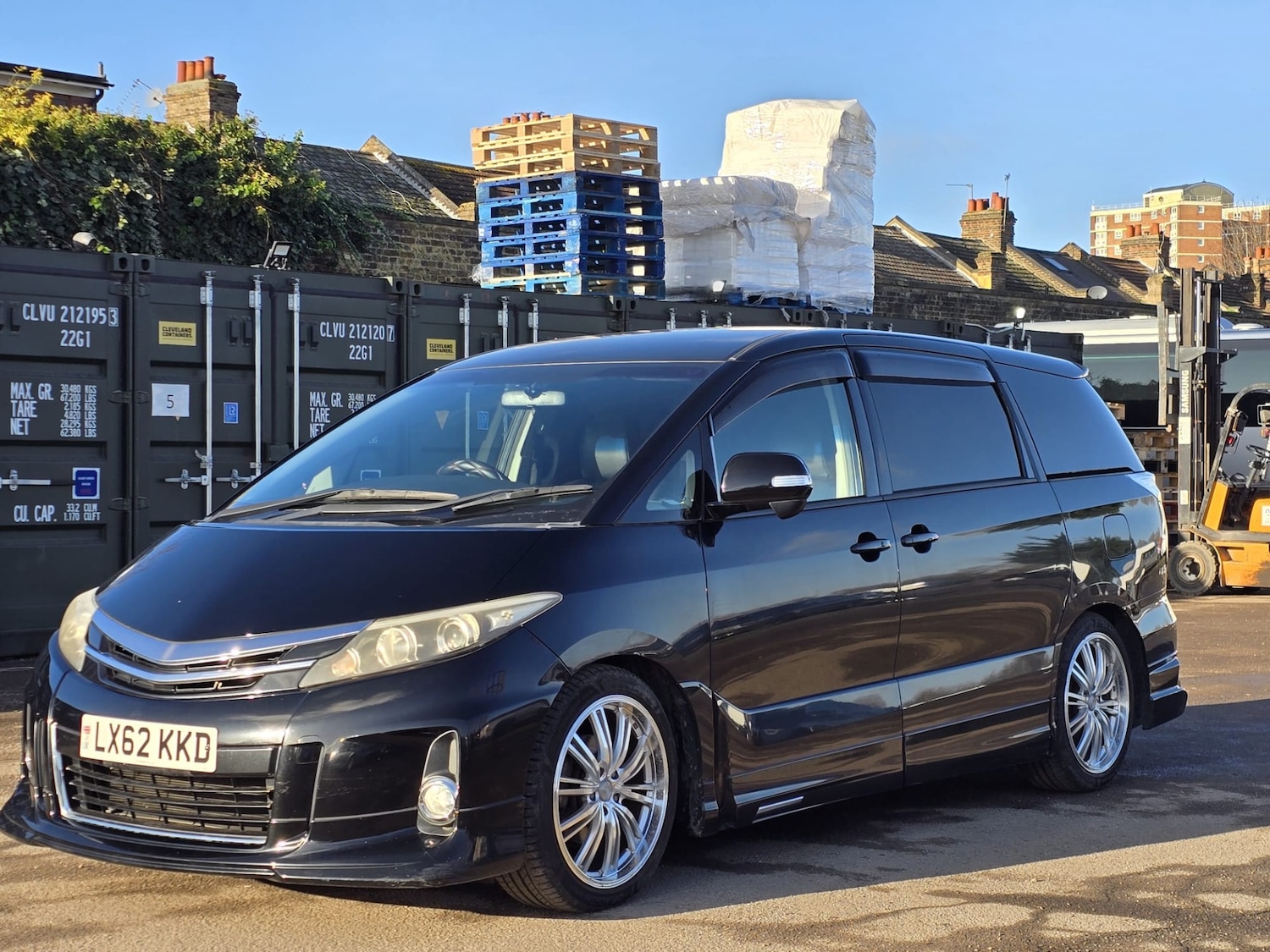 Used Toyota Estima 2024 for sale - 77277710: Photo 3