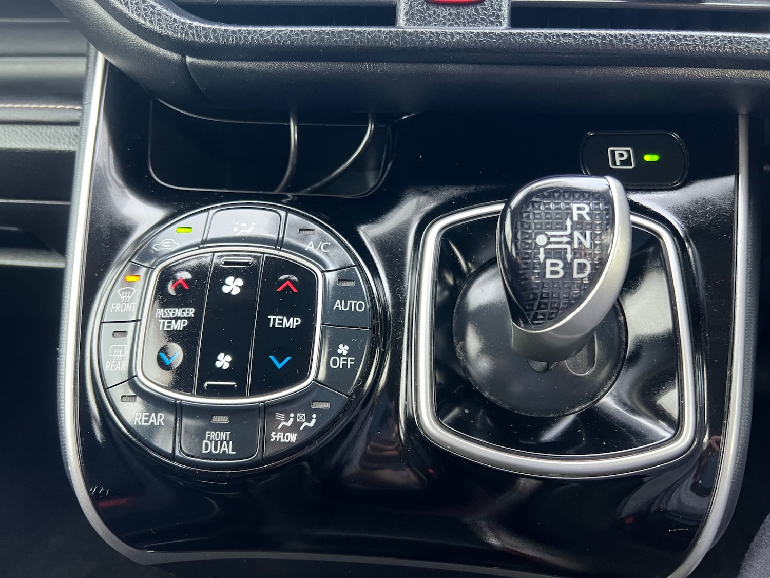 Used Toyota Other 2015 for sale - 76555594: Photo 14