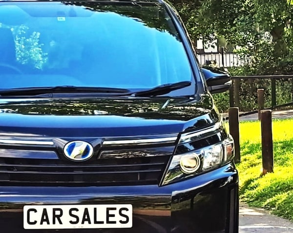 Used Toyota Voxy 2015 for sale - 74532833: Photo 25