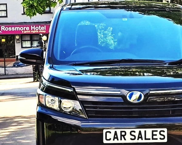 Used Toyota Voxy 2015 for sale - 74532833: Photo 55