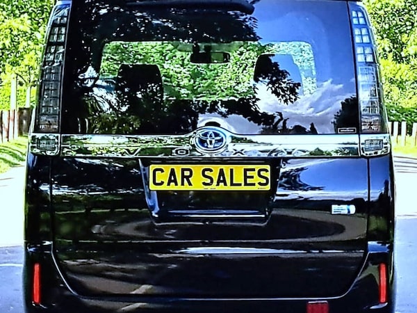 Used Toyota Voxy 2015 for sale - 74532833: Photo 56