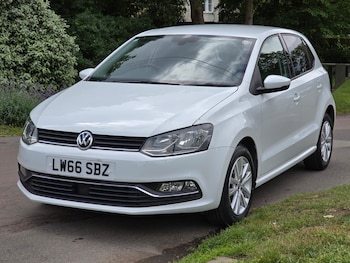 Used Volkswagen Polo 2016 for sale - 78596180: Photo