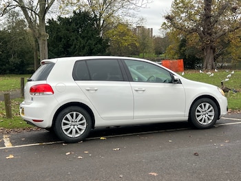 Used Volkswagen Golf 2012 for sale - 76719752: Photo