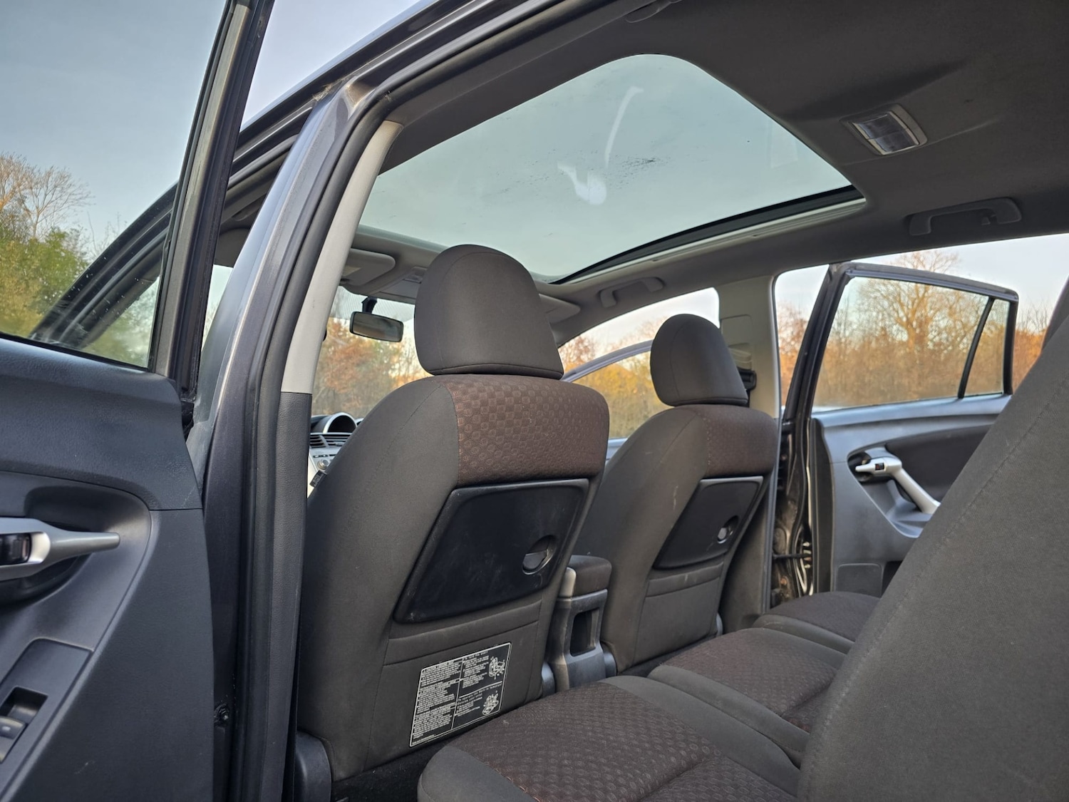 Used Toyota Verso 2010 for sale - 76920182: Photo 21