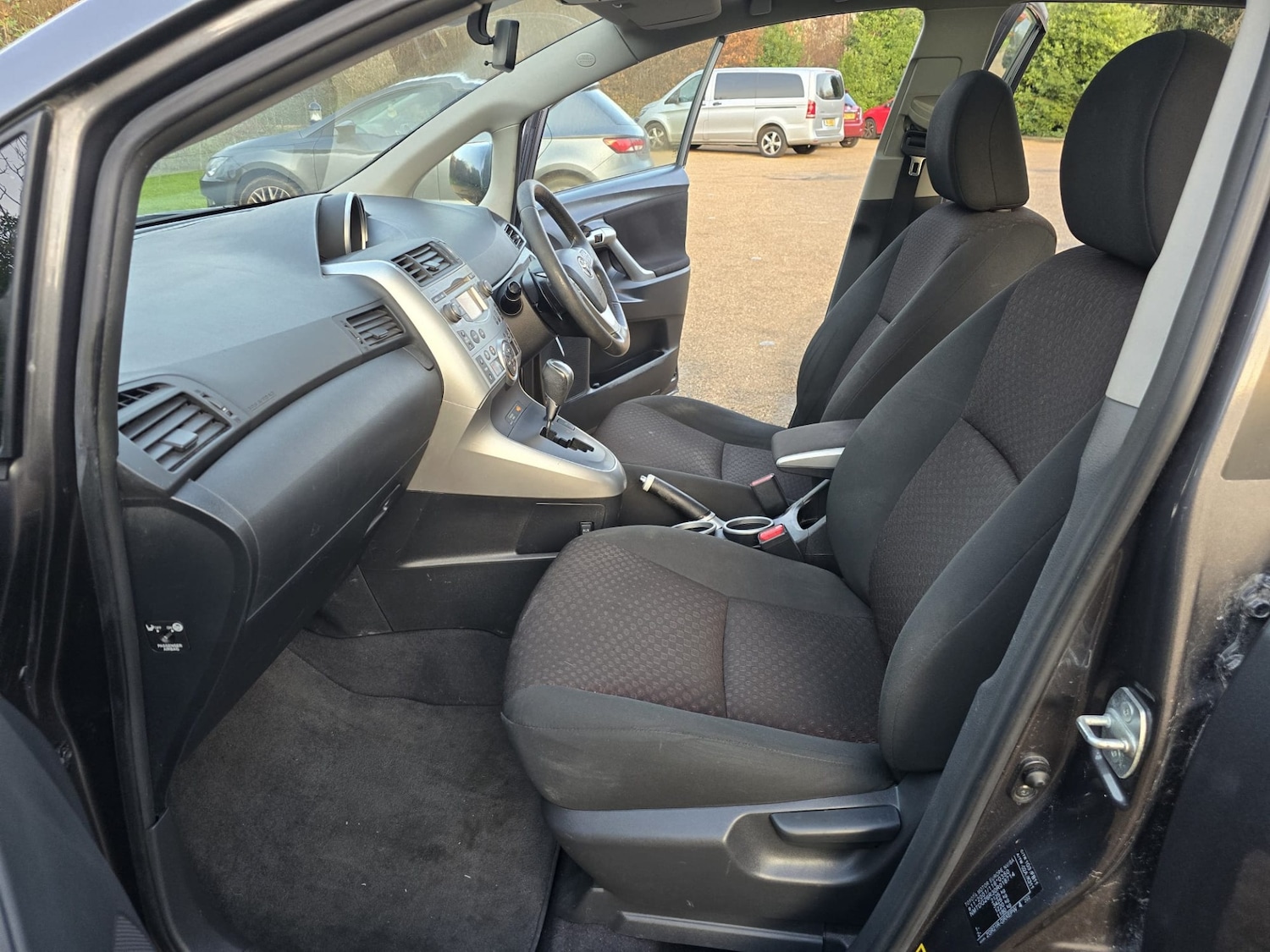 Used Toyota Verso 2010 for sale - 76920182: Photo 33