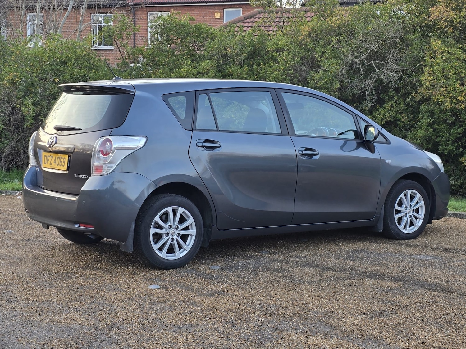 Used Toyota Verso 2010 for sale - 76920182: Photo 38