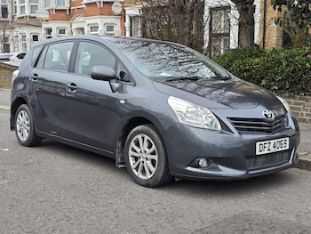 Used Toyota Verso 2010 for sale - 76920182: Photo