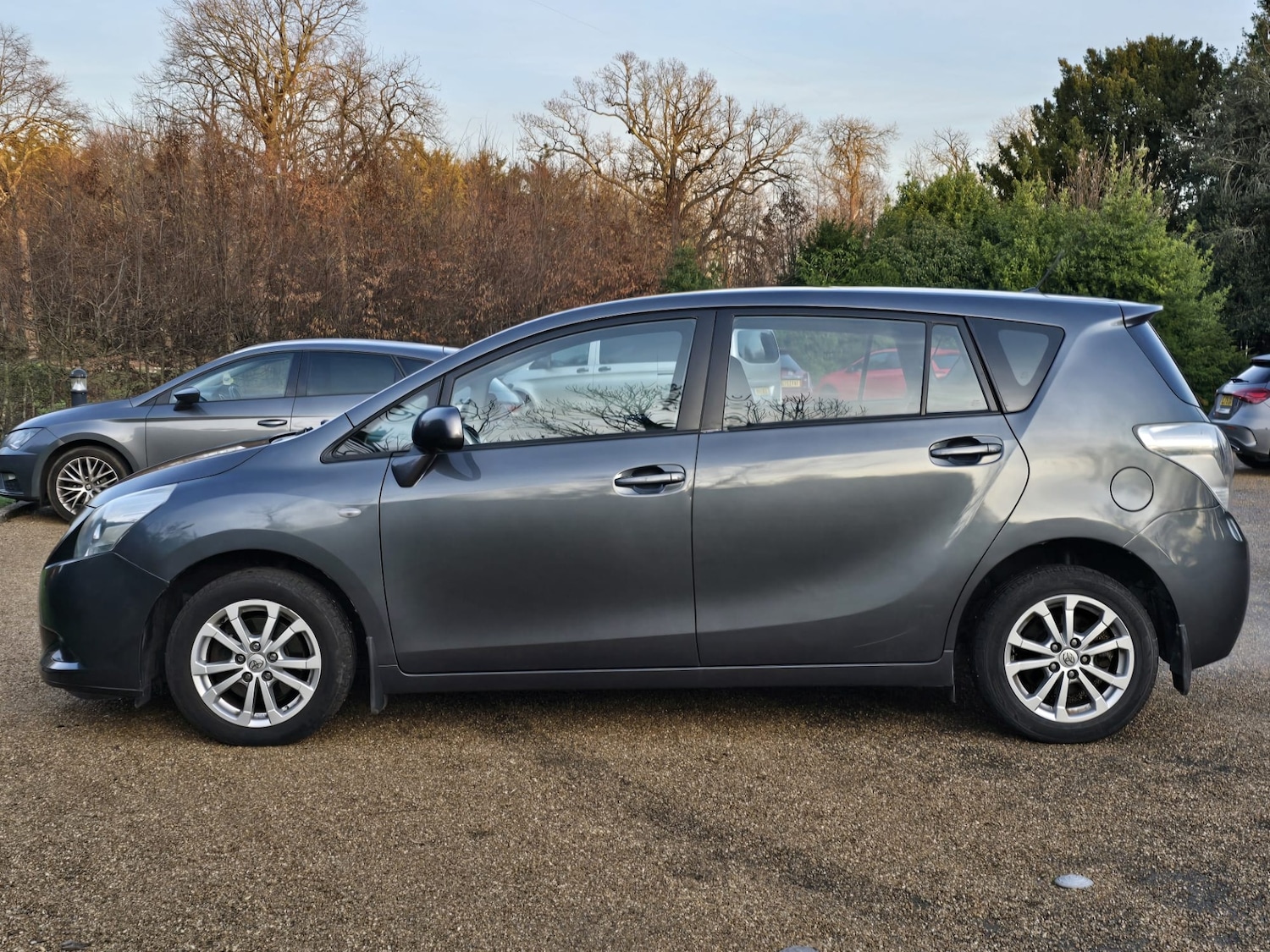 Used Toyota Verso 2010 for sale - 76920182: Photo 43