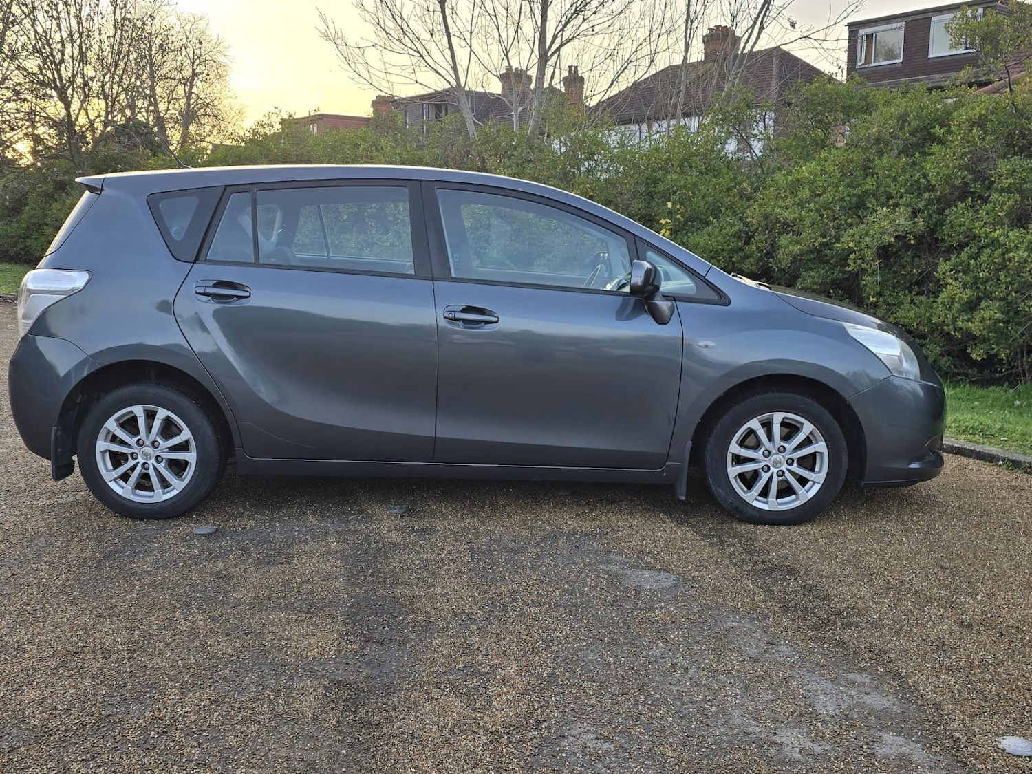 Used Toyota Verso 2010 for sale - 76920182: Photo 48