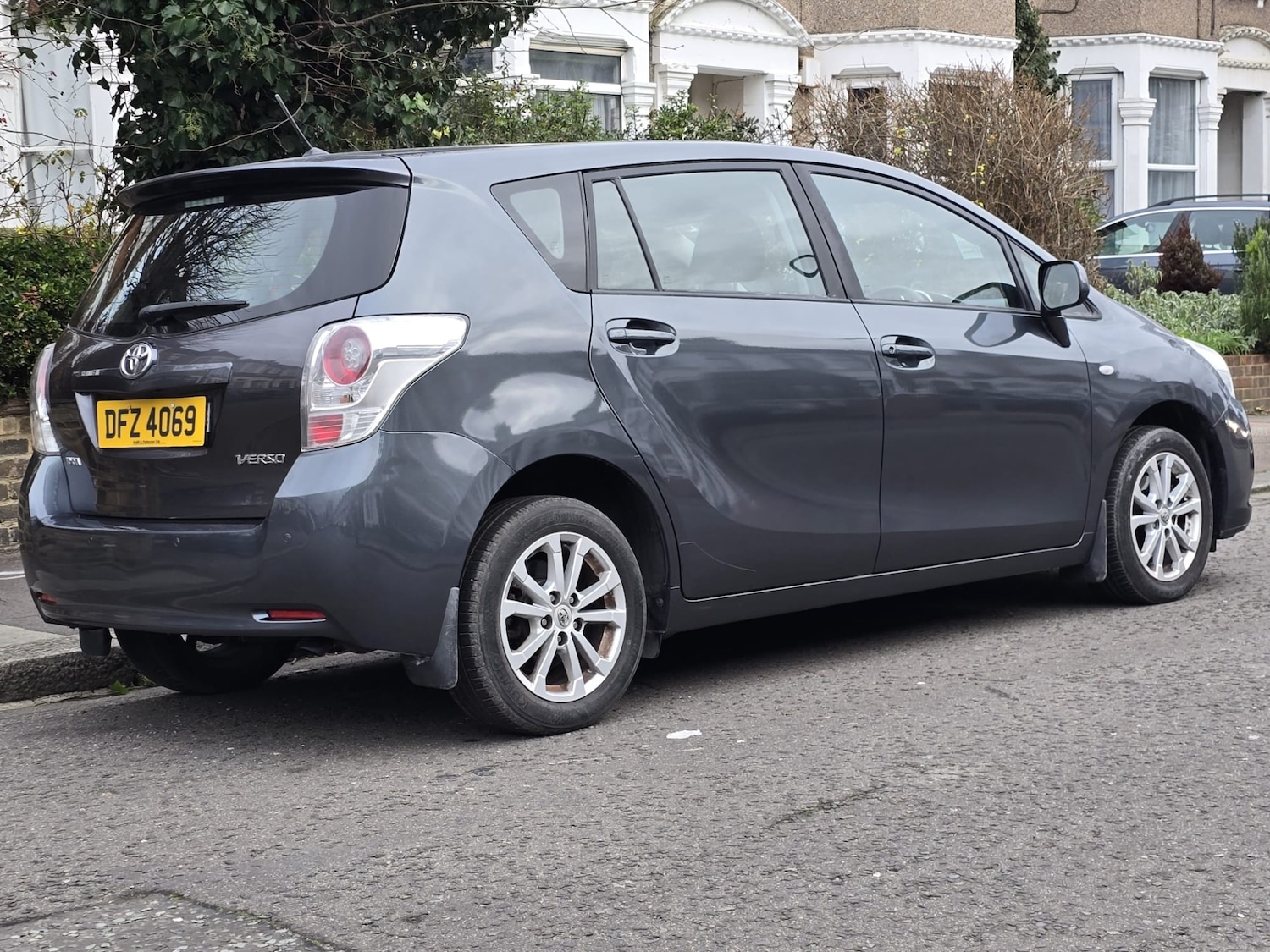 Used Toyota Verso 2010 for sale - 76920182: Photo 6