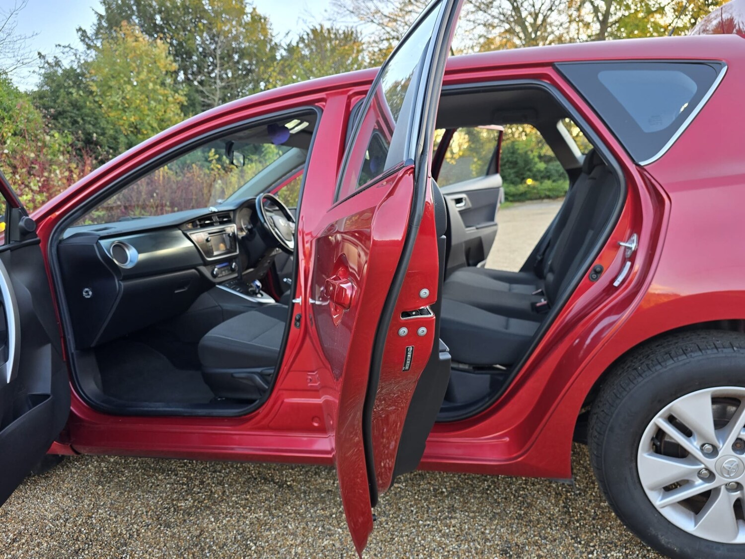 Used Toyota Auris 2013 for sale - 76377026: Photo 37
