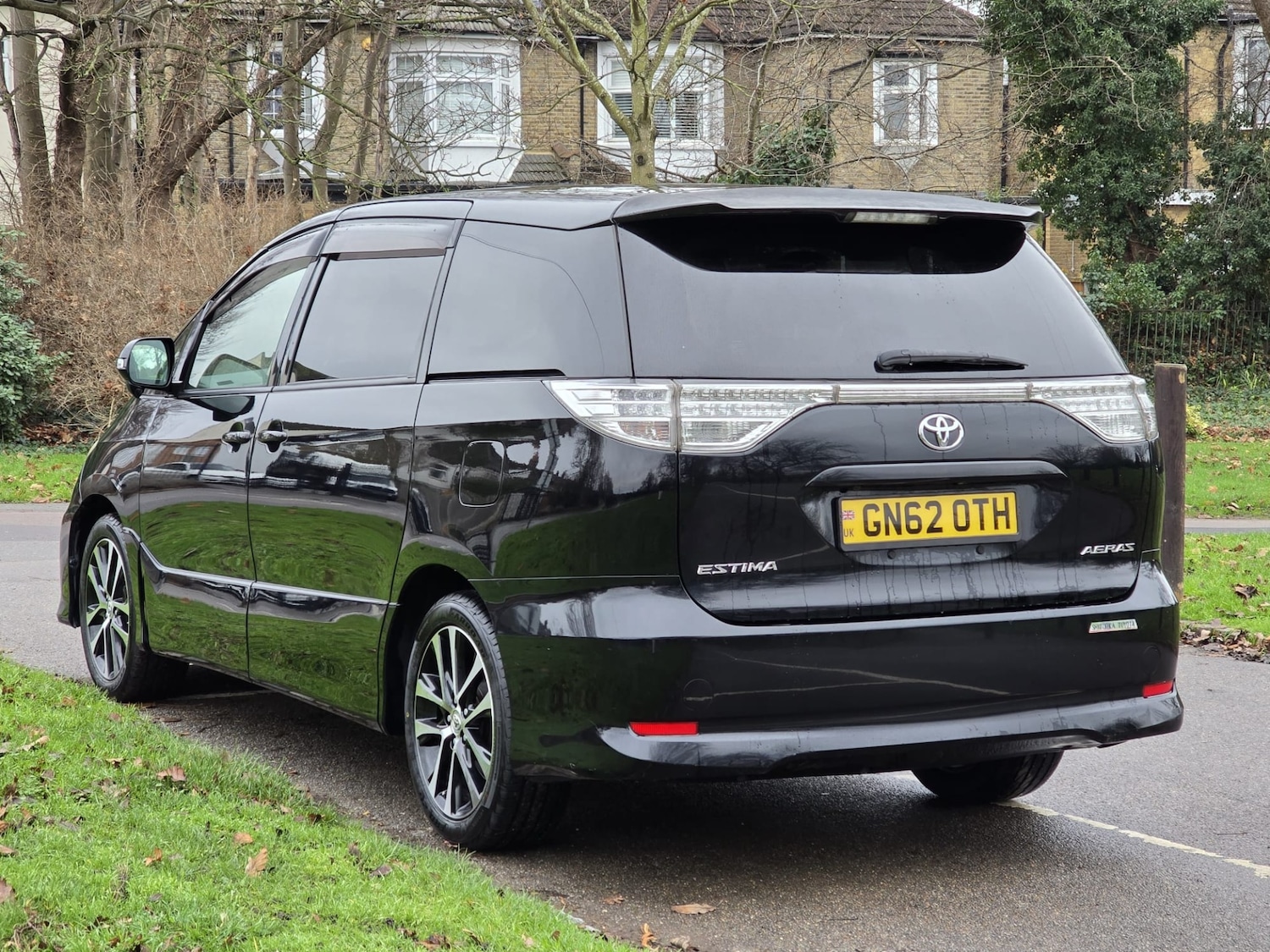 Used Toyota Estima 2025 for sale - 77020130: Photo 12