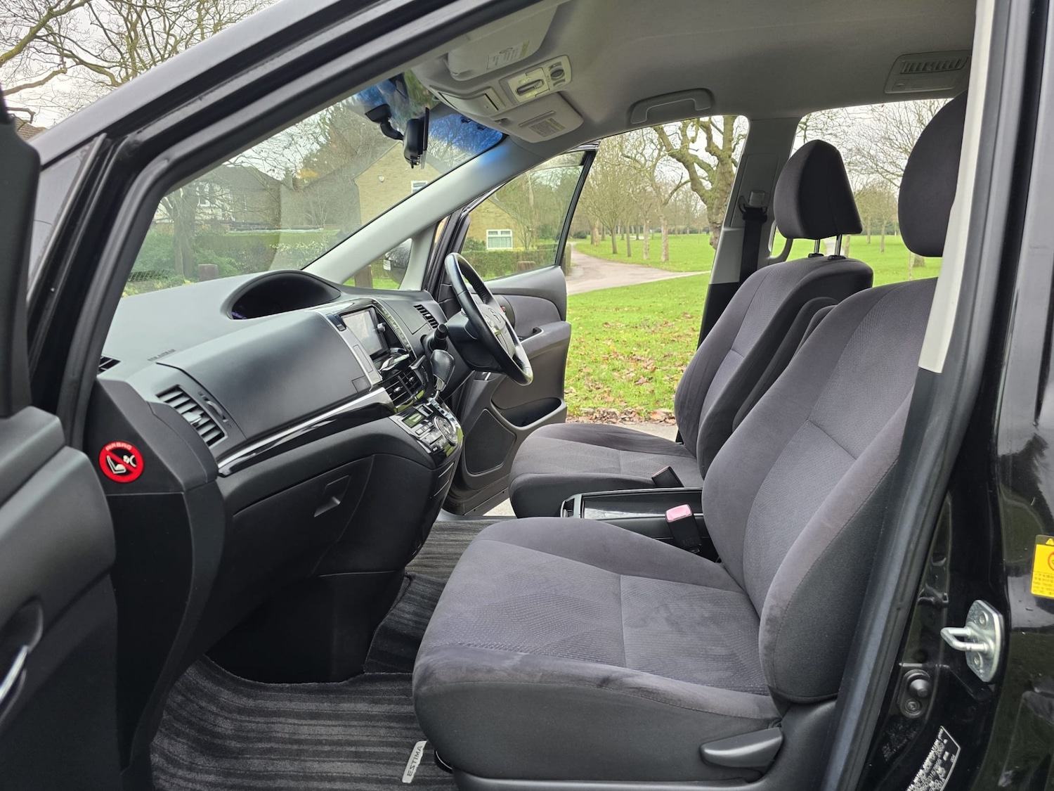 Used Toyota Estima 2025 for sale - 77020130: Photo 26