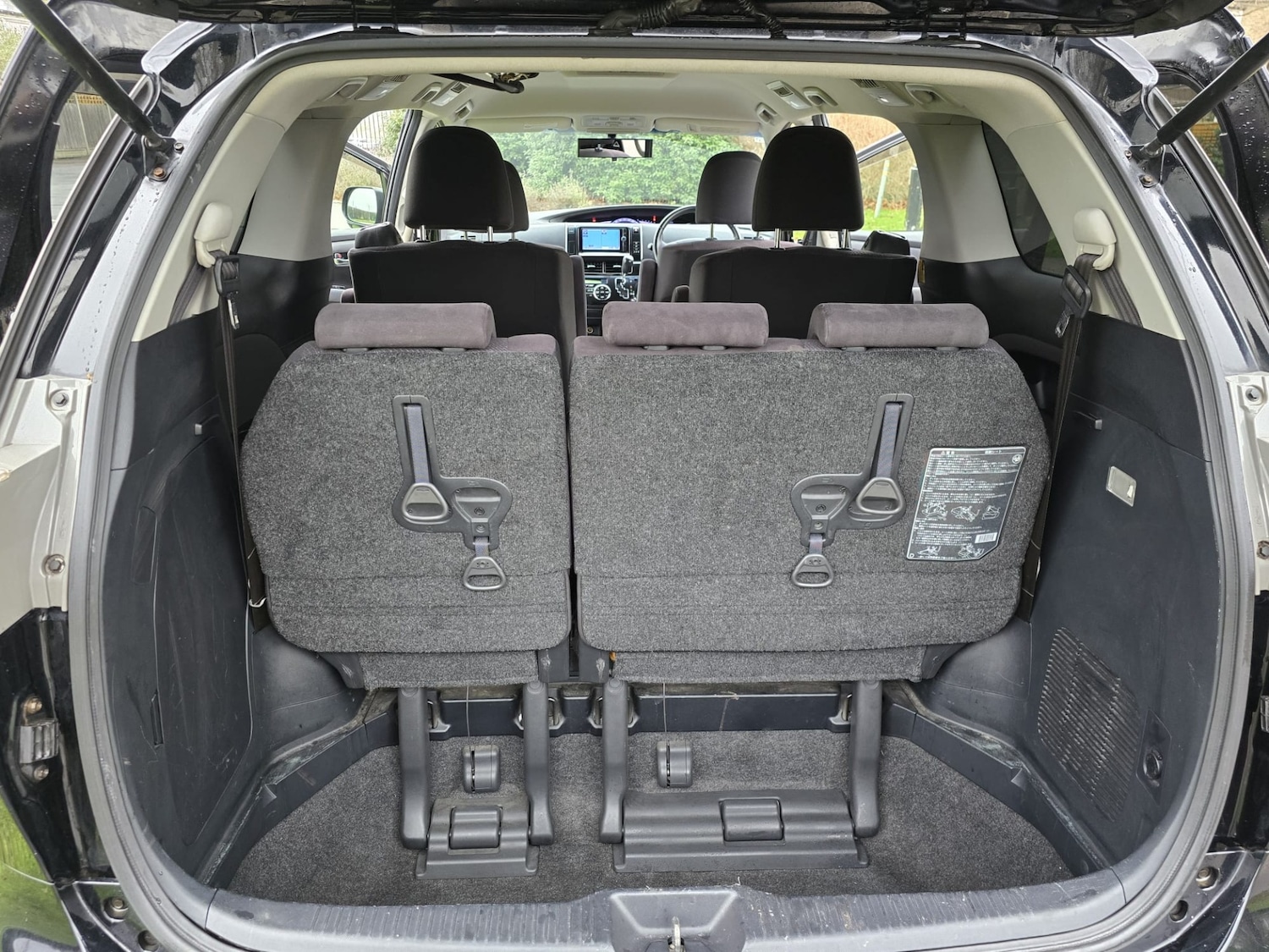 Used Toyota Estima 2025 for sale - 77020130: Photo 39