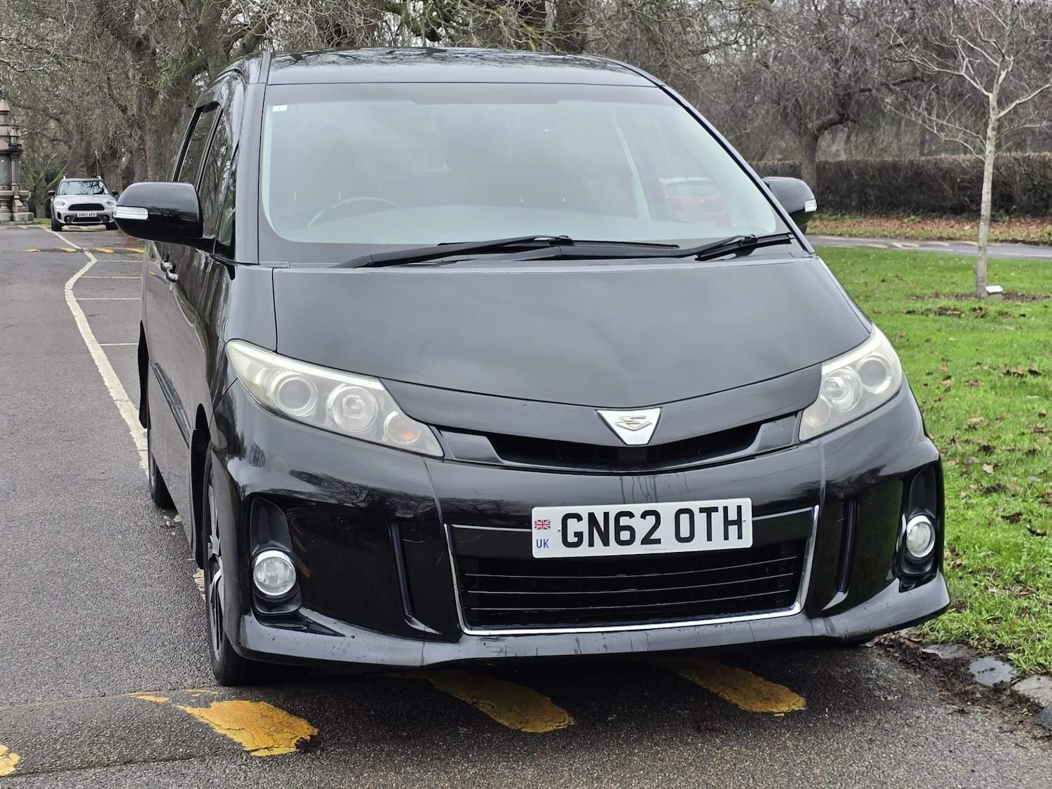 Used Toyota Estima 2025 for sale - 77020130: Photo 4