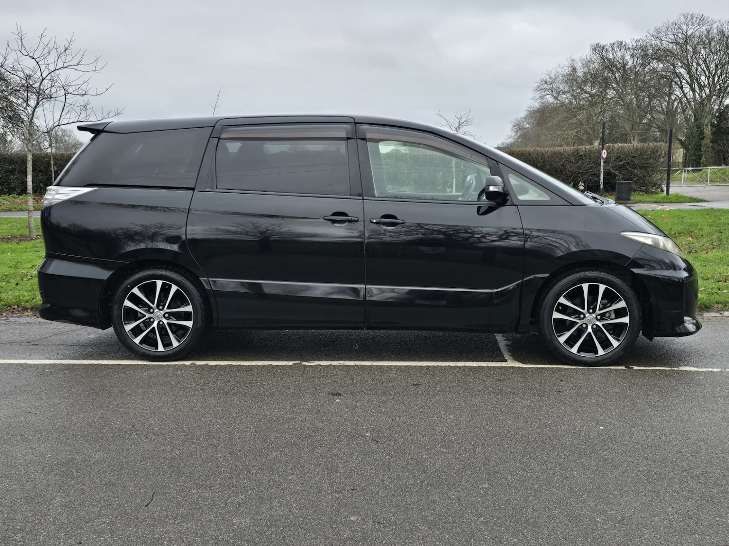 Used Toyota Estima 2025 for sale - 77020130: Photo 43