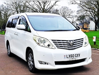 2024 (60) - (8 Seater) 2.4 Automatic 88000 Miles PETROL Apply Car Play. NAV. CAM. PX OK 5-Door