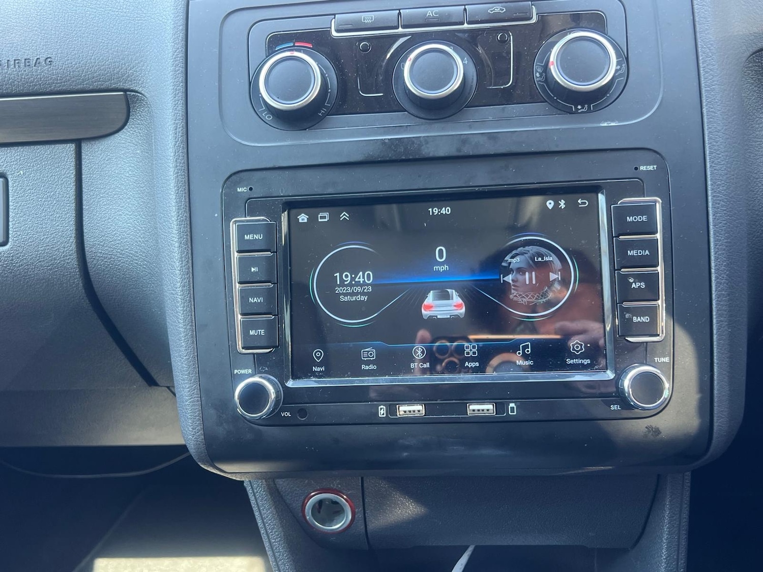 Used Volkswagen Touran 2023 for sale - 76758945: Photo 21