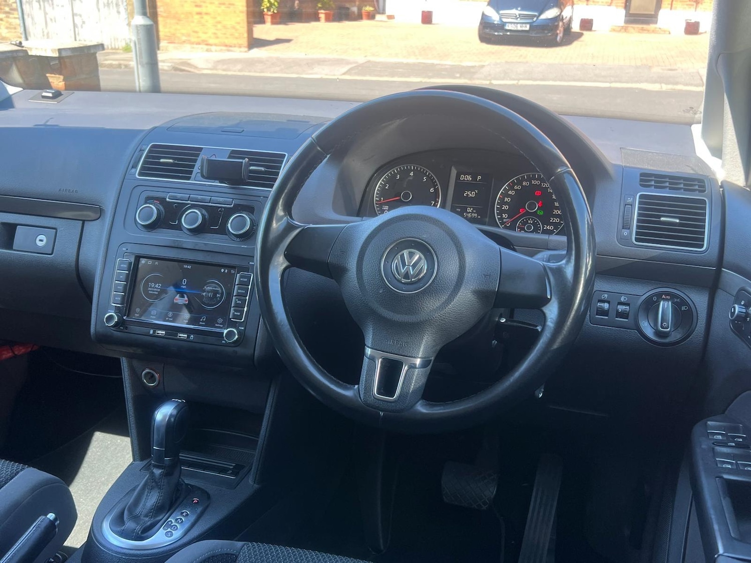 Used Volkswagen Touran 2023 for sale - 76758945: Photo 25