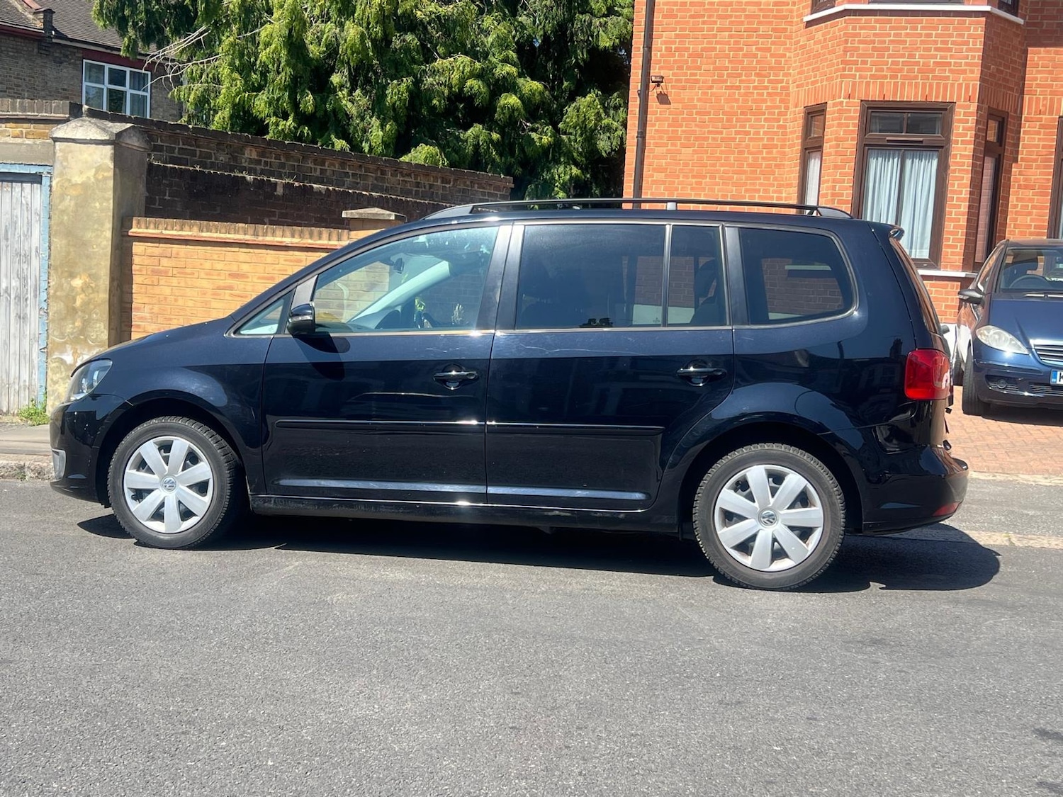 Used Volkswagen Touran 2023 for sale - 76758945: Photo 7