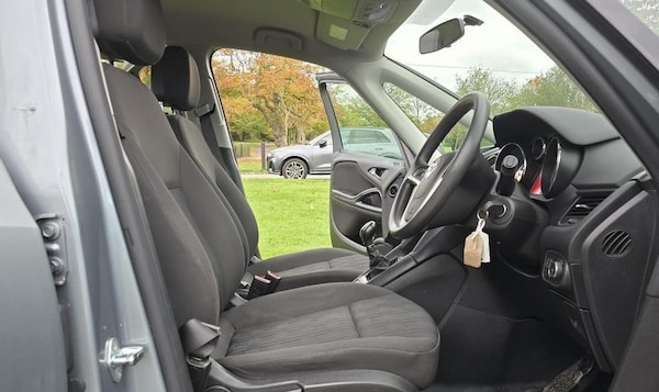 Used Vauxhall Zafira Tourer 2012 for sale - 73254510: Photo 13