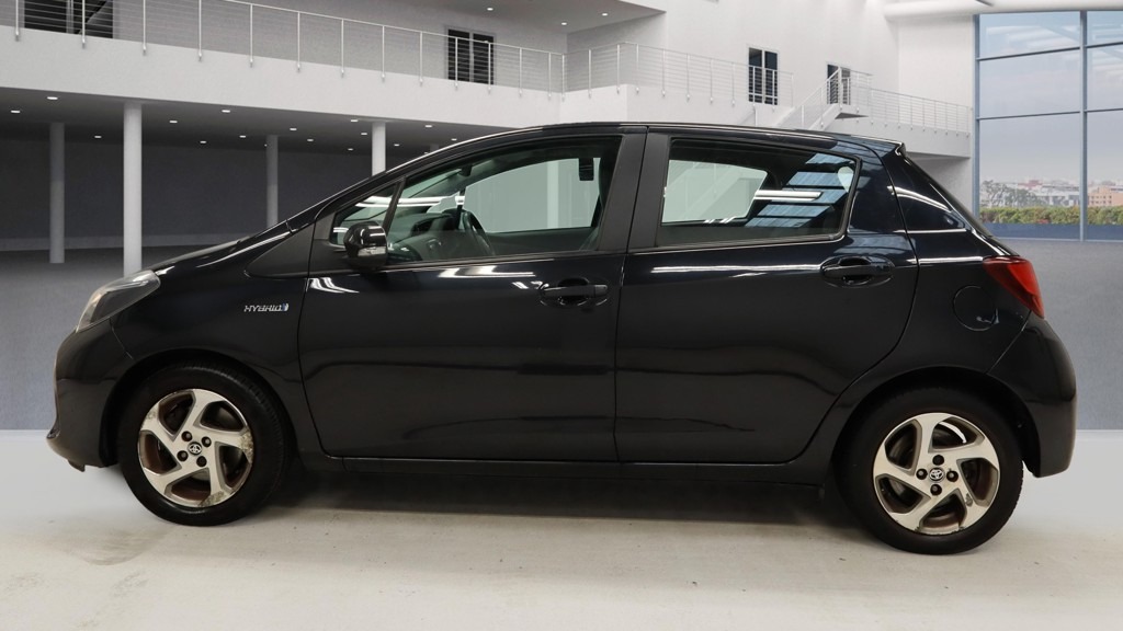 Used Toyota Yaris 2014 for sale - 76121217: Photo 6