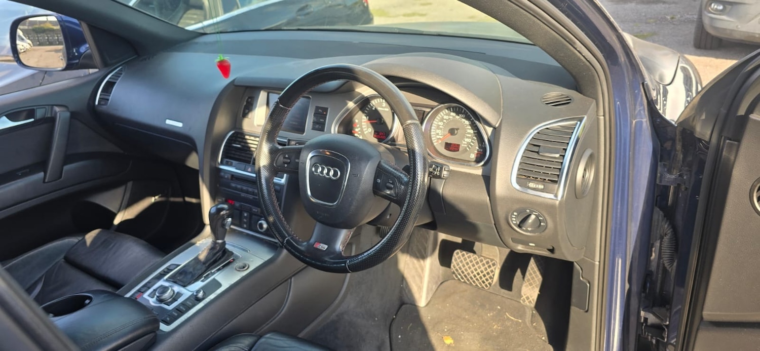 Used Audi Q7 2008 for sale - 76864299: Photo 11