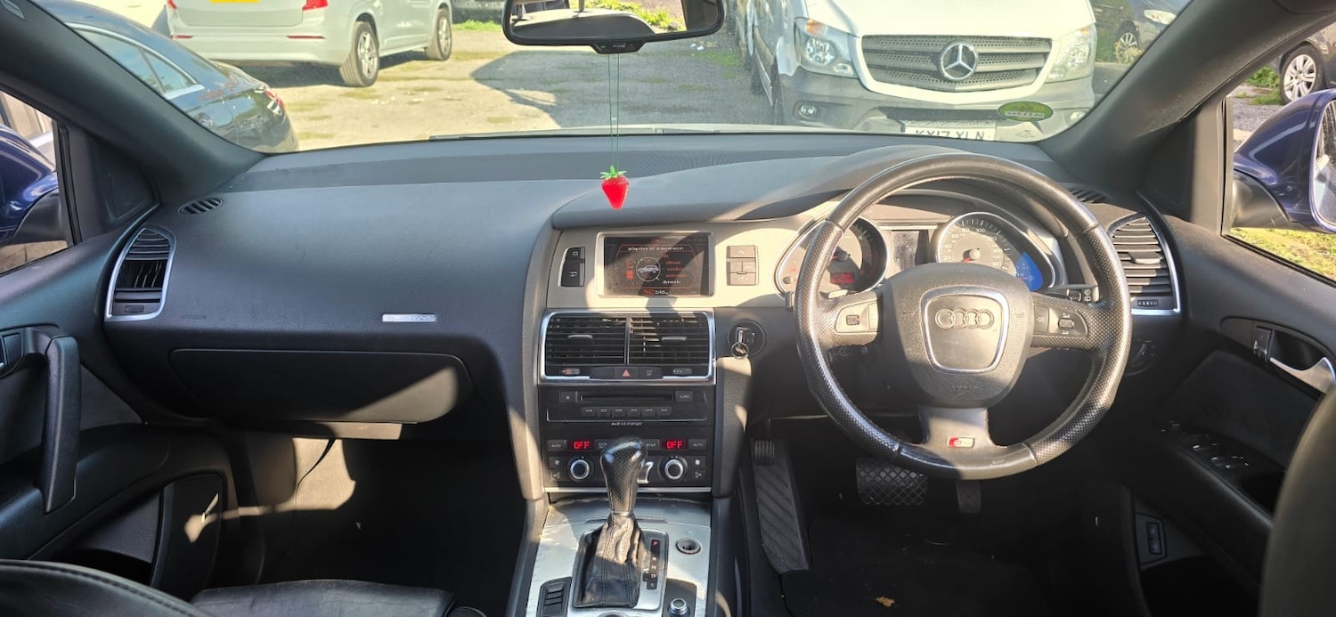 Used Audi Q7 2008 for sale - 76864299: Photo 15