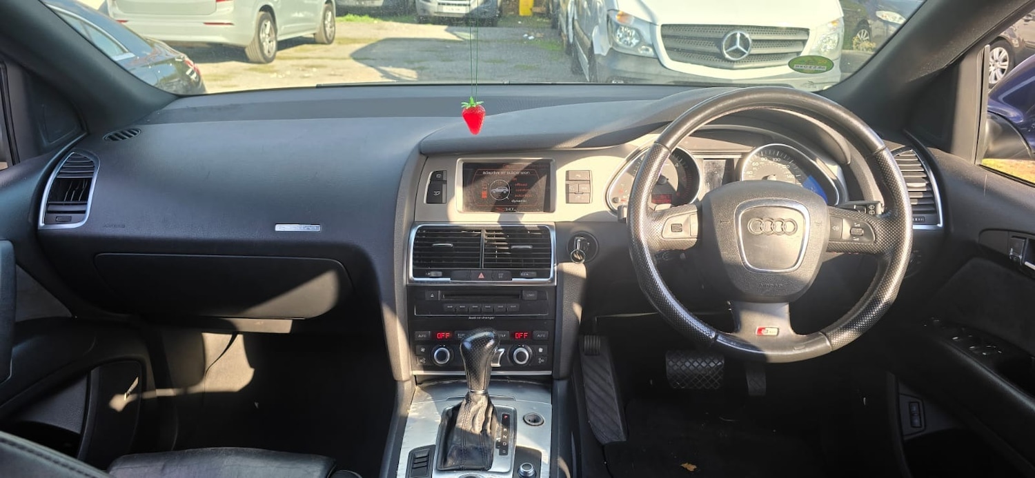 Used Audi Q7 2008 for sale - 76864299: Photo 4