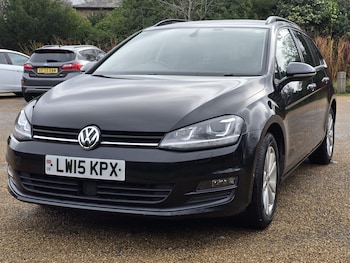 Used Volkswagen Golf 2015 for sale - 77637218: Photo