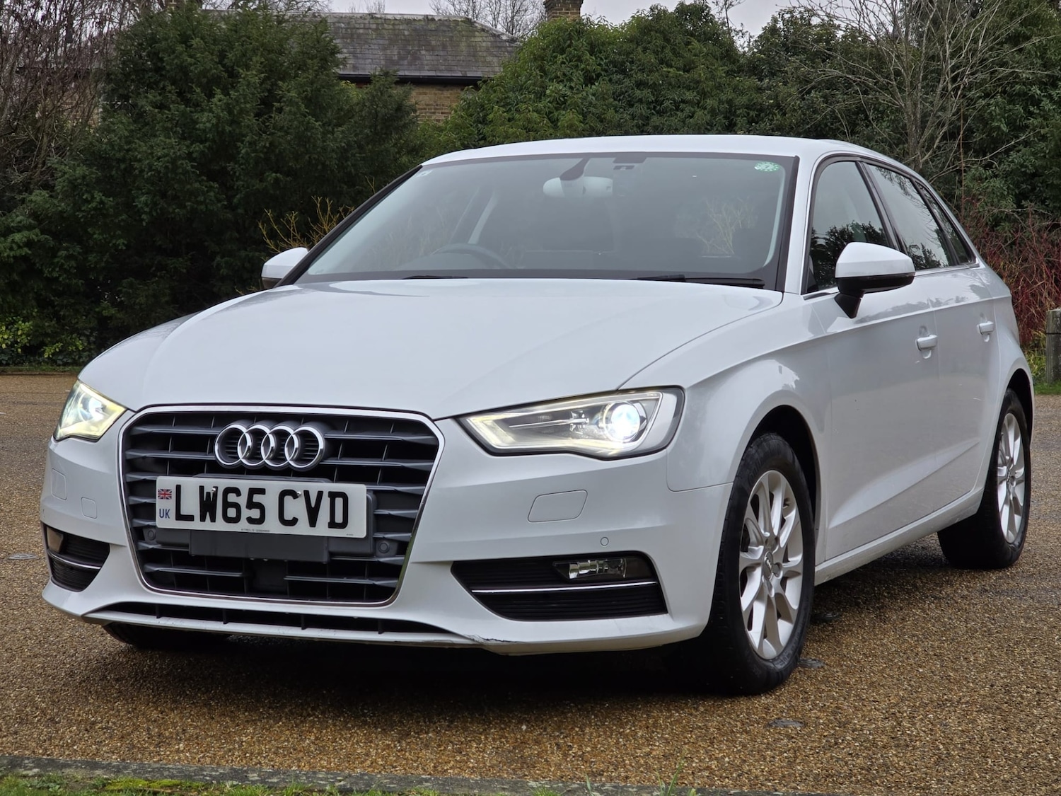Used Audi A3 2015 for sale - 77483780: Photo 2