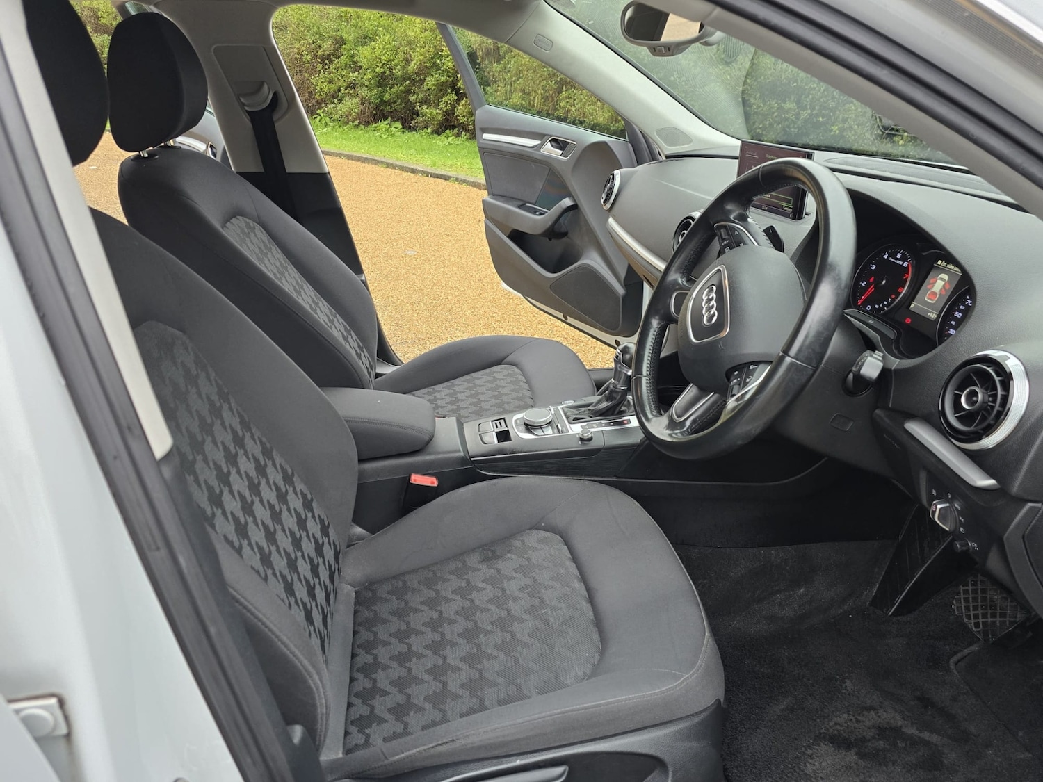 Used Audi A3 2015 for sale - 77483780: Photo 43