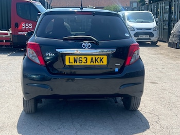 Used Toyota Vitz 2014 for sale - 79031658: Photo