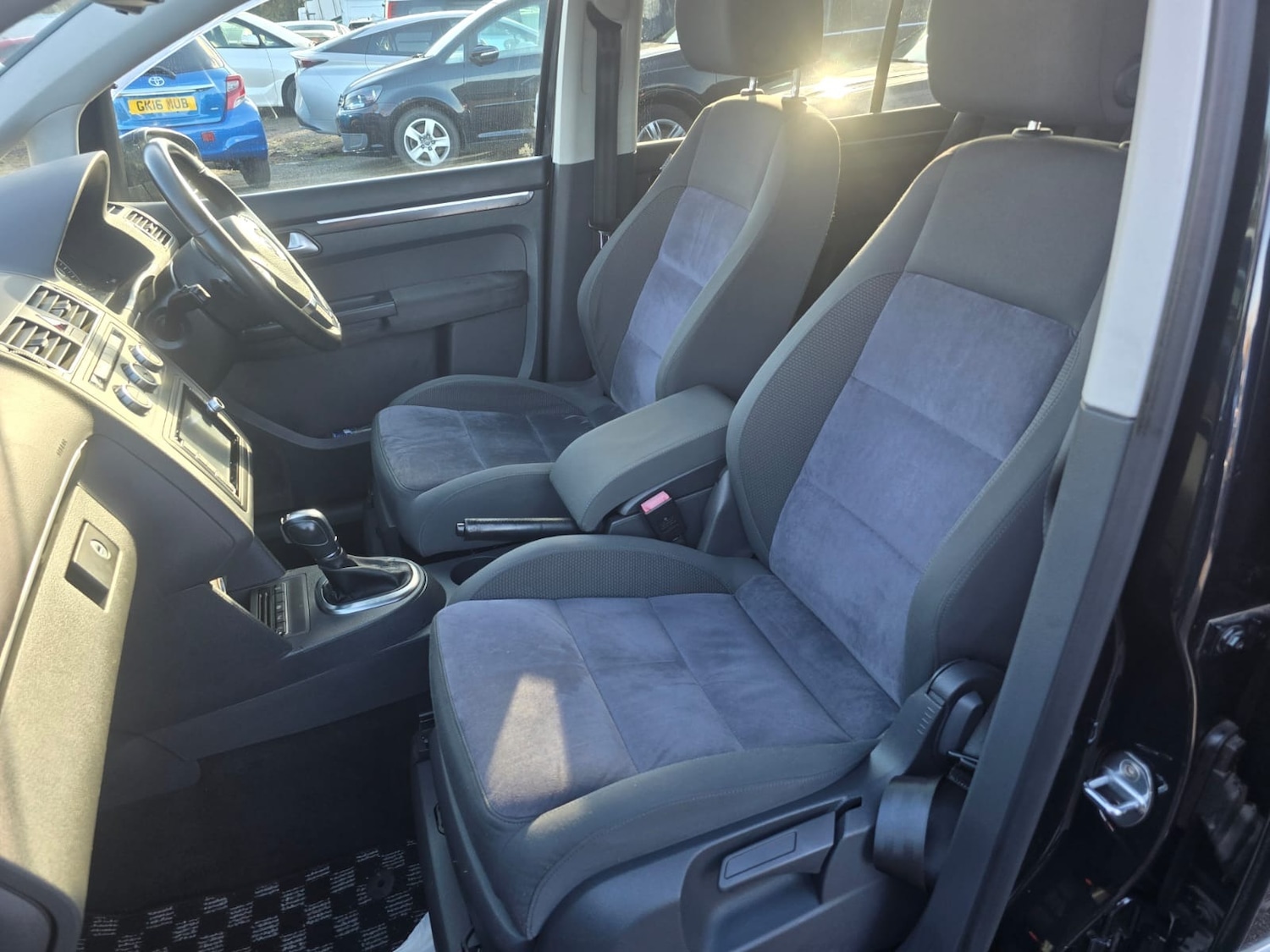 Used Volkswagen Touran 2013 for sale - 77508240: Photo 25