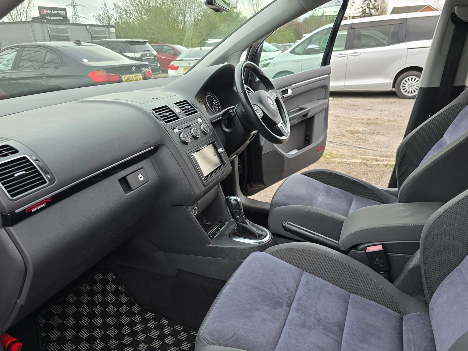 Used Volkswagen Touran 2015 for sale - 77508240: Photo 32