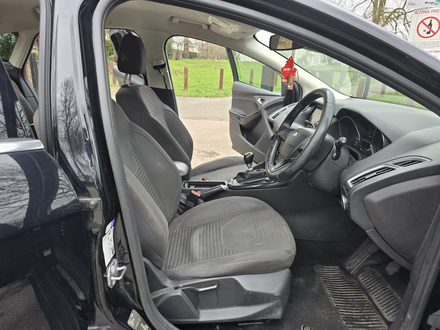 Used Ford Focus 2015 for sale - 76218755: Photo 19