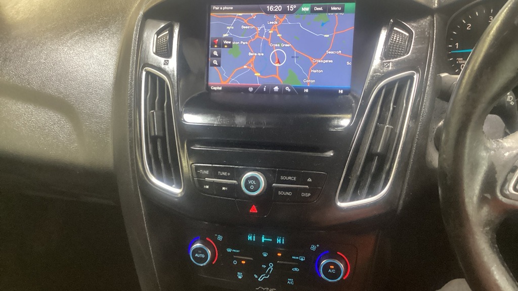 Used Ford Focus 2015 for sale - 76218755: Photo 8